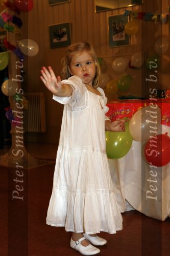 Den Haag 26 juni 2007
Fotomoment met Prins Willem Alexander Maxima Prinses Amalia Alexia en Ariane bij de koninklijke stallen. Prinses Alexia viert haar 2e verjaardag.