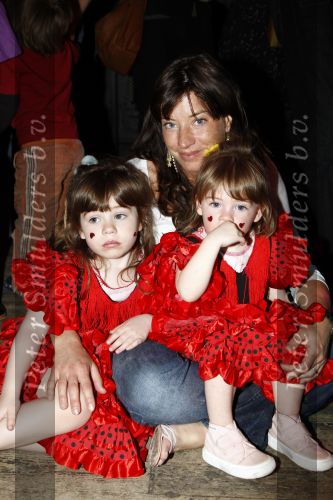Amsterdam 23 april 2008
Presentatie nieuwe magazine Mama in hotel arena. Een zwangere Amanda Krabbe met dochters Jasmijn en Michelle  schrijft een colum voor mama
Peter Smulders bv