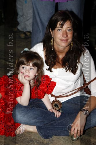 Amsterdam 23 april 2008
Presentatie nieuwe magazine Mama in hotel arena. Een zwangere Amanda Krabbe met dochters Jasmijn en Michelle  schrijft een colum voor mama
Peter Smulders bv