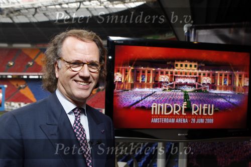 Amsterdam 25 oktober 2007
Andre Rieu geeft persconferentie in de amsterdam arena ivm nieuwe wereld tour.