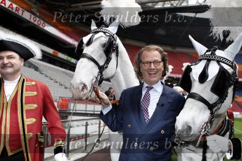Amsterdam 25 oktober 2007
Andre Rieu geeft persconferentie in de amsterdam arena ivm nieuwe wereld tour.