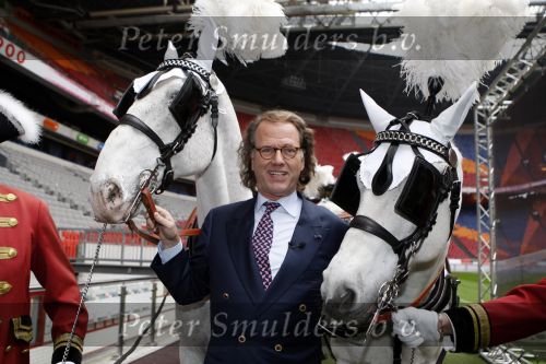 Amsterdam 25 oktober 2007
Andre Rieu geeft persconferentie in de amsterdam arena ivm nieuwe wereld tour.