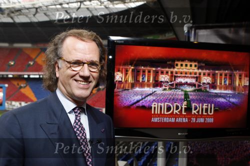 Amsterdam 25 oktober 2007
Andre Rieu geeft persconferentie in de amsterdam arena ivm nieuwe wereld tour.