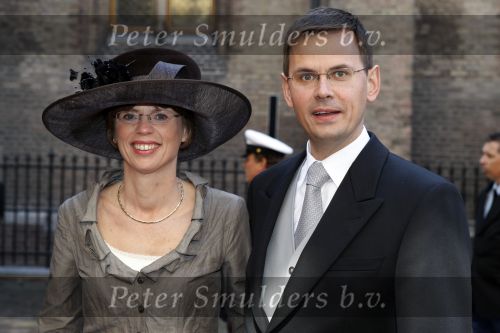 Den Haag 19 september 2007
Prinsjesdag op het binnenhof met de ministers en staatssecretaressen met hoedjes Andre Rouvoet met vrouw