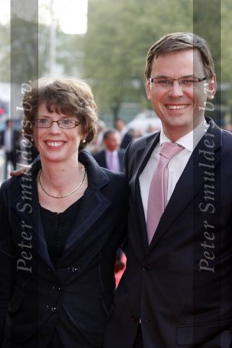 Utrecht 28 april 2009
Pieter v Vollenhoven viert zijn 70e verjaardag in het Beatrix theater in Utrecht. Andre Rouvoet met zijn vrouw
Peter Smulders bv