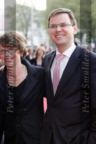 Utrecht 28 april 2009
Pieter v Vollenhoven viert zijn 70e verjaardag in het Beatrix theater in Utrecht. Andre Rouvoet met zijn vrouw
Peter Smulders bv