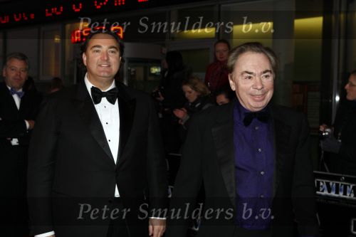 Rotterdam 16 december 2007
premiere Evita in het nieuwe Luxor theater. Andrew Lloyd Webber met Erwin v Lambaart