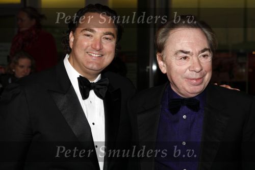 Rotterdam 16 december 2007
premiere Evita in het nieuwe Luxor theater. Andrew Lloyd Webber met Erwin v Lambaart
