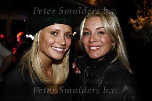 Amsterdam 30 januari 2009
Modeshow Blue Blood tijdens de amsterdam fashion week. Angela v Hulten met Yfke Sturm
Peter Smulders bv