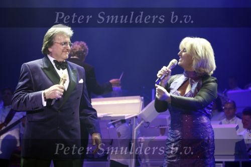 Den Haag 20 januari 2008
Anita Meier en Lee Towers premiere. Anita haar vriend Martin en dochter Patty zijn er ook
Peter Smulders bv