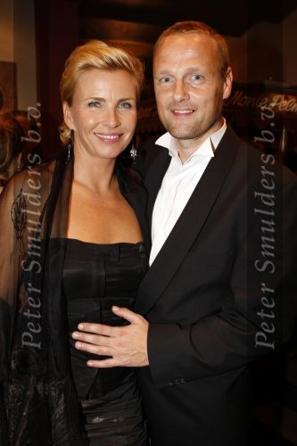 Amsterdam 5 oktober 2007
Premiere Ciske de Rat in Carre.   
Anita Witzier met vriend