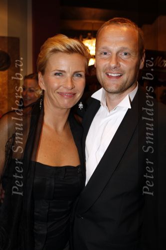 Amsterdam 5 oktober 2007
Premiere Ciske de Rat in Carre.   
Anita Witzier met vriend