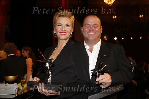 Amsterdam 26 oktober 2007
Uitreiking televizierring 2007 in carre. Anita Witsier wint prijs voor beste vrouwelijke presentatrice. met paul de Leeuw