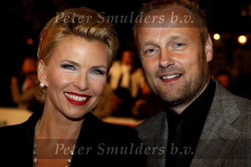 Amsterdam 26 oktober 2007
Uitreiking televizierring 2007 in carre. Anita Witzier met vriend