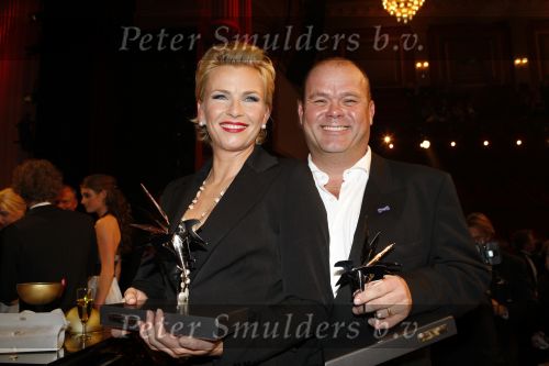 Amsterdam 26 oktober 2007
Uitreiking televizierring 2007 in carre. Anita Witsier wint prijs voor beste vrouwelijke presentatrice. met paul de Leeuw