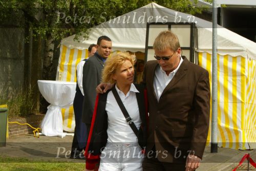 Hilversum 30 mei 2002
Begrafenis Bart de Graaff
Anita Witzier met ex man