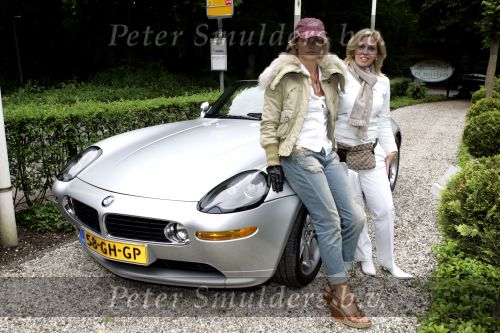 Vierhouten 20 mei 2005
Rally met cabrio\'s vanwege 10 jarig bestaan Beau Monde.
Judith Heinsbroek in BMW z8 cabrio met Anita v d Hoeven