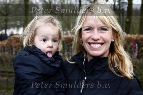 Kaatsheuvel 29 maart 2009
15 jarig bestaan van Princess in de efteling. Anky v Grunsven met man Sjef Jansen en hun kinderen
Peter Smulders bv