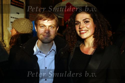 Amsterdam 9 februari 2009
Premiere Stella s oorlog in paradiso. Anna Drijver met tegenspeler
Peter Smulders bv