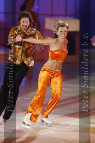 Hilversum 25 augustus 2006
Sterren dansen op het ijs.
Annamarie Thomas