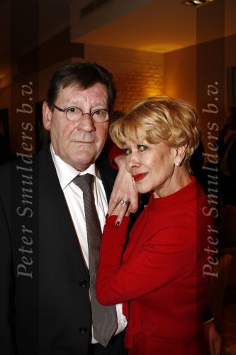 Amsterdam 7 maart 2008
Presentatie dvd en cd van Anneke Gronloh bij hotel de kersentuin. Anneke met vriend Adriaan
Peter Smulders bv