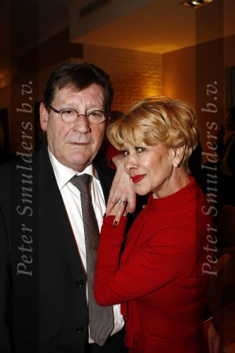 Amsterdam 7 maart 2008
Presentatie dvd en cd van Anneke Gronloh bij hotel de kersentuin. Anneke met vriend Adriaan
Peter Smulders bv