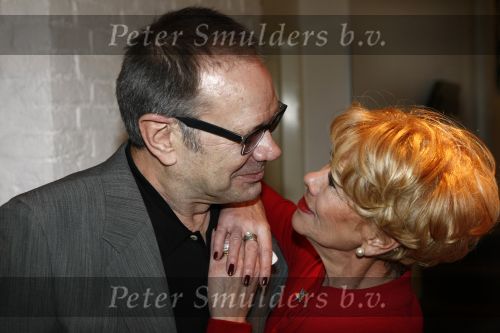 Amsterdam 7 maart 2008
Presentatie dvd en cd van Anneke Gronloh bij hotel de kersentuin. Rob de Nijs
Peter Smulders bv