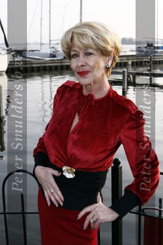 Loosdrecht 29 januari 2009
Presentatie dvd Ria Valk in Golden tulip hotel. Anneke Gronloh
Peter Smulders bv