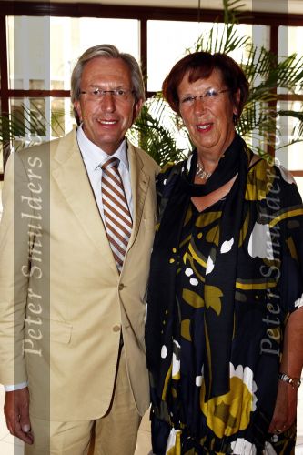 Noordwijk 17 mei 2009
Feest Astrid Engels bij de hotels van Oranje. Annemarie Jorritsma met man
Peter Smulders bv