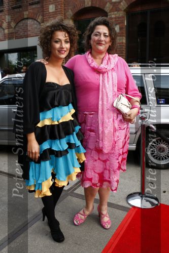 Amsterdam 3 mei 2009
Premiere van de laatste dagen van Emma blank in het ketelhuis. Annet Malherbe met Eva v d Wijdeven
Peter Smulders bv