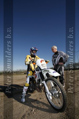 Eindhoven, 9 Februari 2008
Martin Utberg met zijn Honda Motor , TopspeedTV, Heroes Legend
Parijs Dakar.
Anouk Smulders, Max4Kids met instructeur Walter
Foto: Jan van den Dungen