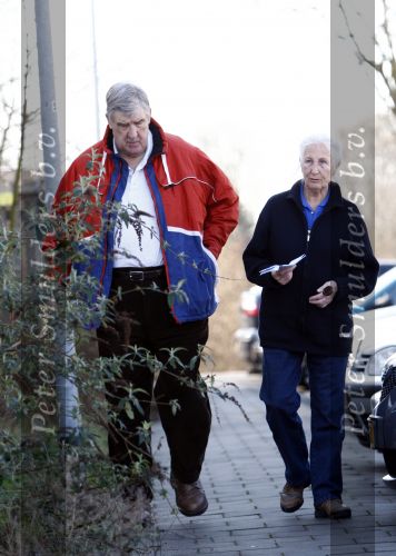 Utrecht 12 februari 2008
Anton Geesink met zijn vrouw op weg naar de physio.
Peter Smulders bv