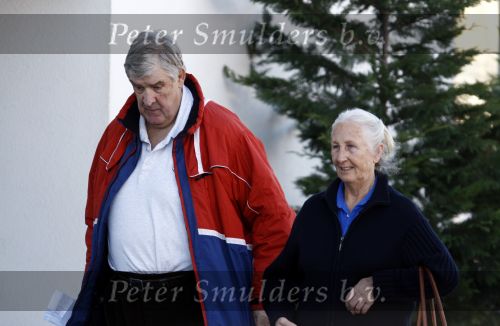 Utrecht 12 februari 2008
Anton Geesink met zijn vrouw op weg naar de physio.
Peter Smulders bv