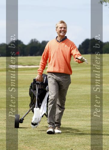 Alkmaar 19 mei 2008
Golfdag voor enegry for all op golfbaan sluisplder. 
Antonie Kamerling tijdens een rondje golf
