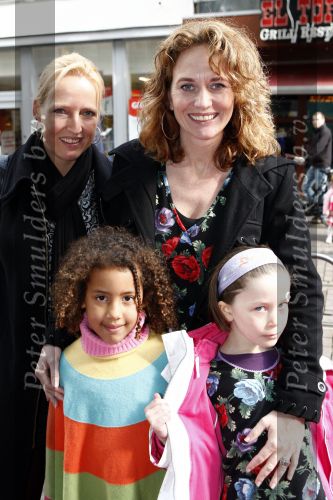 Amsterdam 13 april 2008
Premiere Winx club in Tuschinski. Ariane Meier met dochter
