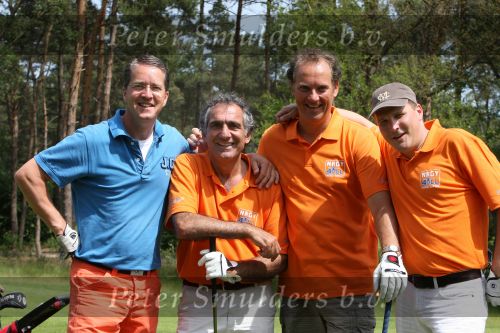 Ommen, 25 Mei 2009 Energy4all Golfdag 2009 op golfbaan Hooge Graven
met veel BN-ers, georganiseerd door golfpro Joost Hage en zijn vrouw Gina Hage
Aristakis
Peter Smulders BV Eindhoven