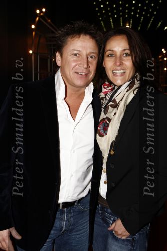 Hilversum 11 januari 2009
Willeke Alberti foundation bij studio 21. Armando Borsato met zijn vriendin
Peter Smulders bv