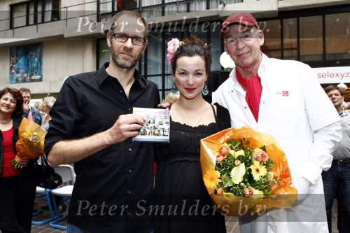 Amsterdam 6 mei 2009
Presentatie cd van Birgit Schuurman en Arthur Umbgrove. Peter Faber praatte alles aan elkaar in het AMC ziekenhuis.
Peter Smulders bv