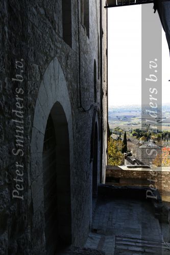 Assisi (Italie ) Bij Perugia
Stadsgezichten, Monumentale Panden, oude culturen en de Basiliek van Sint Franciscus ( waar St. Franciscus begraven ligt ) Historiche panden