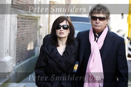 Hoorn 30 maart 2009
Astrid Colle en Hans v Hemert worden geweigerd bij de begrafenis van Martin Brozius.
Peter Smulders bv