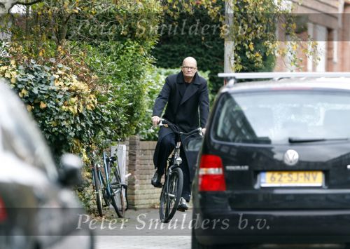 Amsterdam 7 november 2007
Man Astrid Joosten op fiets.