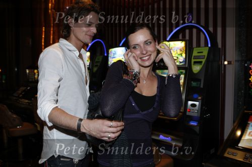 Amsterdam 3 december 2007
Presentatie nieuwe motorola telefoon in het holland casino. Aukje v Ginneken met Tygo Gernandt