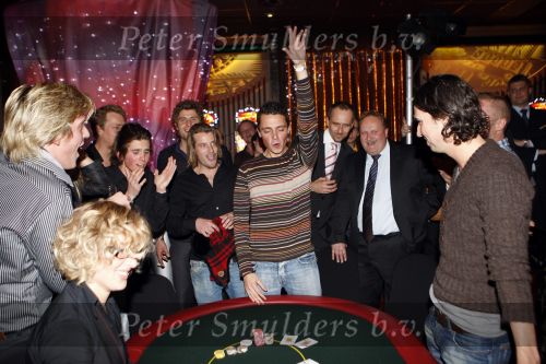 Amsterdam 3 december 2007
Presentatie nieuwe motorola telefoon in het holland casino.John de Jong en Baas B