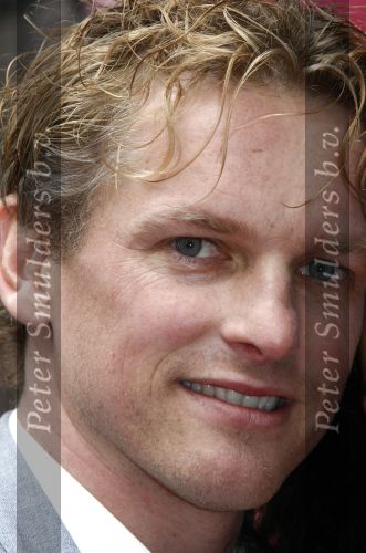 Amsterdam 12 april 2008
Barry Atsma met vriendin bij morrison krijgt een zusje premiere.