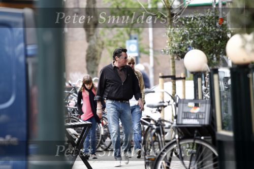 Amsterdam 16 april 2009
Barry hay en Sandra met dochter op de cornelis schuytstraat.
Peter Smulders bv