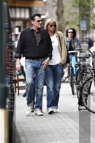 Amsterdam 16 april 2009
Barry hay en Sandra met dochter op de cornelis schuytstraat.
Peter Smulders bv