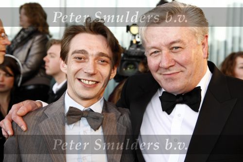 Rotterdam 20 april 2008
Premiere les Miserables  in het nieuwe Luxor theater. barry Stevens met vriend
Peter Smulders bv