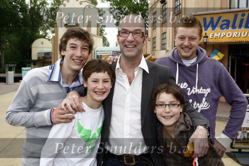 Biddinghuizen 26 april 2009
Bn ers in Walibi. Bart Chabot met zoons
Peter smulders bv