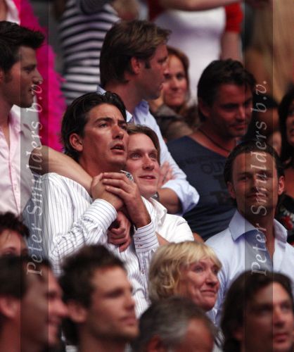 Amsterdam 24 mei 2008
Toppers in concert in de arena met Rene Froger Gordon en Gerard Joling. 
Bart Ettekoven met zijn vriend
