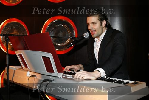 Eindhoven, 7 December 2007
Bas Muijs achter de piano